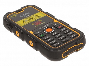 Защищенный Телефон GINZZU R62D черный/оранж 2SIM/1.3Mp/2.2"/FM/MicroSD UpTp16Gb/1700мАч/IP68/Рация