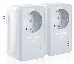 Адаптер TP-Link TL-PA4010PKIT Базовый комплект адаптеров Powerline стандарта AV500/AV600 со встроенной розеткой