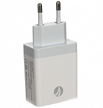 Зарядное устройство 2 порта AC (EU Plug 100-220V) - USB, IC, Quick Charge 3.0  VCOM  M050/CA-M050 
